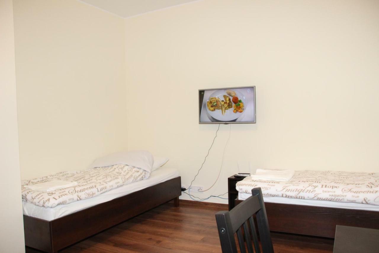 Fredry 8 Apartment Piastow Luaran gambar