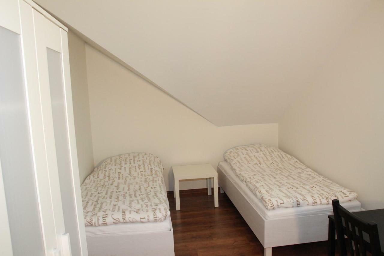 Fredry 8 Apartment Piastow Luaran gambar